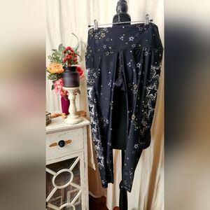 Victoria's Secret Crop Leggings